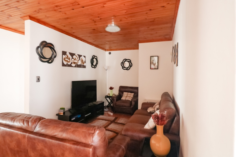 4 Bedroom Property for Sale in Amalinda Eastern Cape